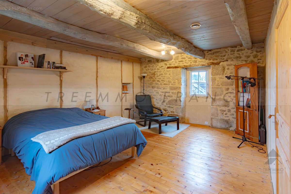 Maison à PLOUGUERNEAU