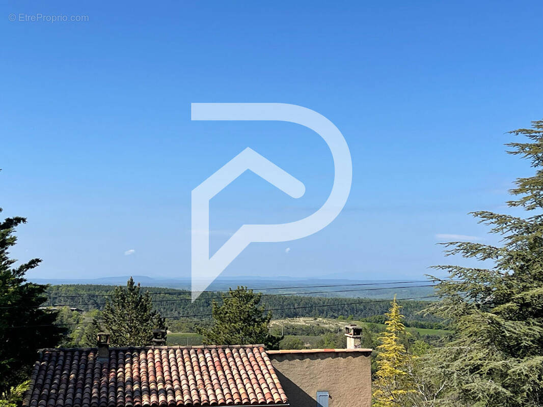 Terrain à SAINT-JURS