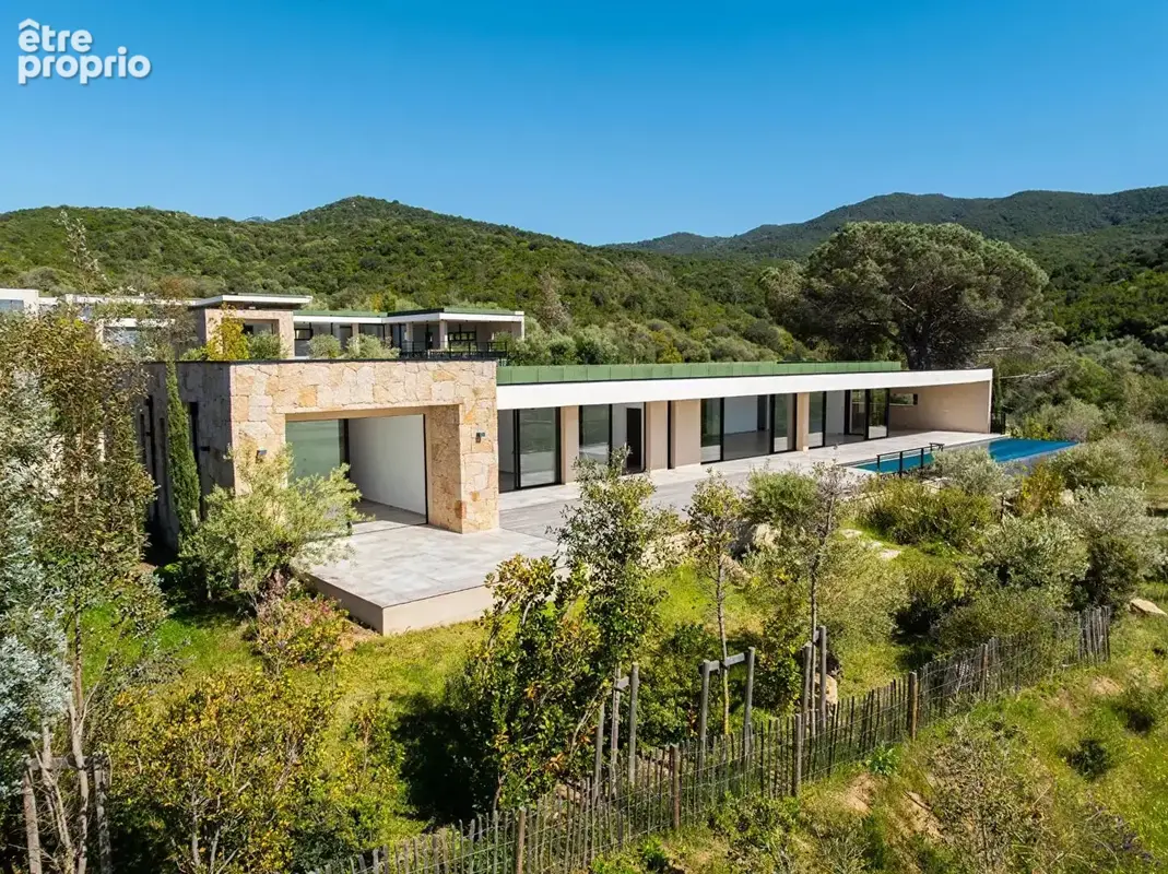 A vendre villa contemporaine d'architecte 200m2 avec piscine vue mer pietrosella - photo 2