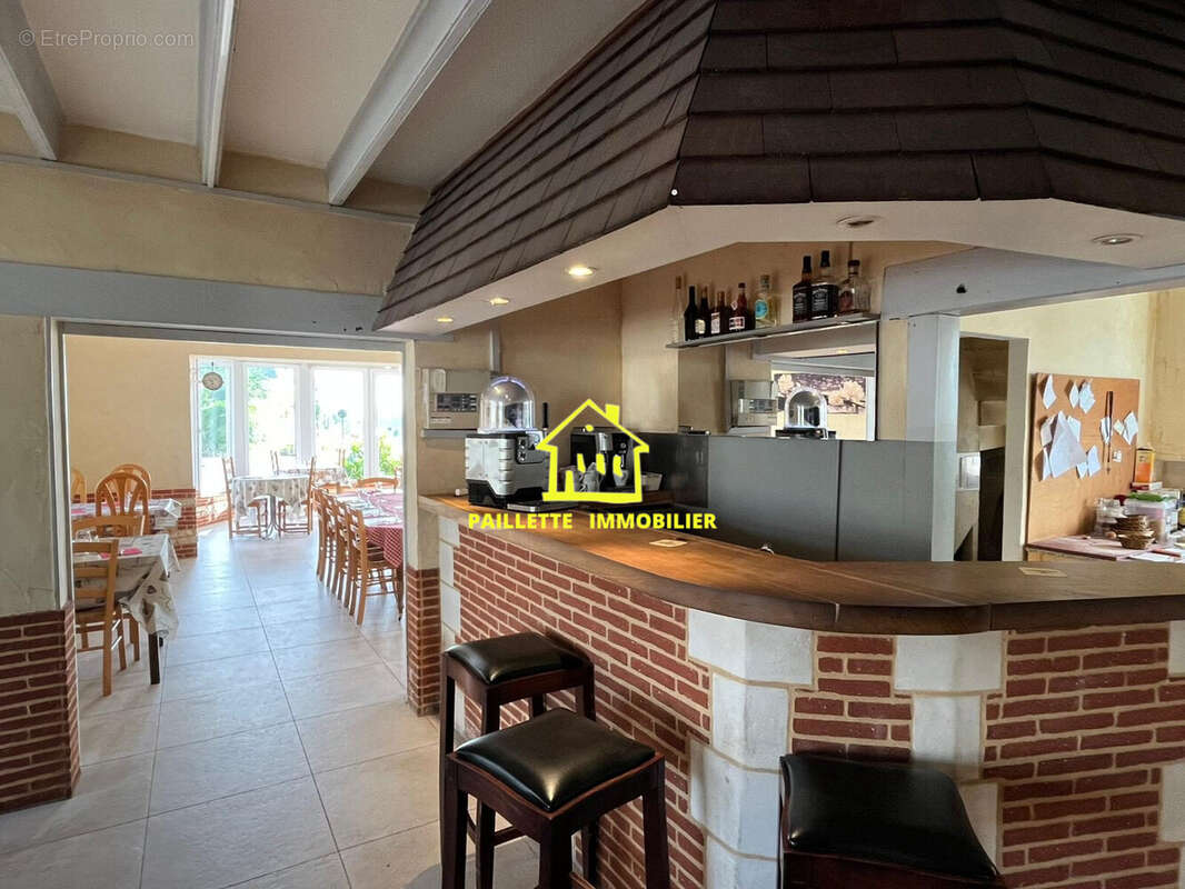 680 m² à Norville  - photo 3