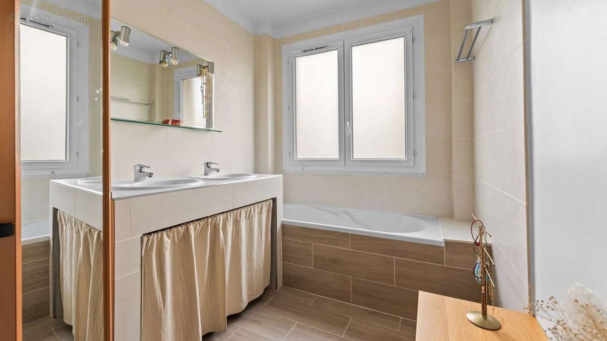 Appartement à GARCHES