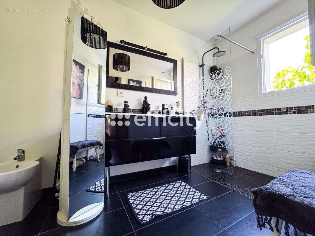 Maison 113 m² à Lege-Cap-Ferret  - photo 9