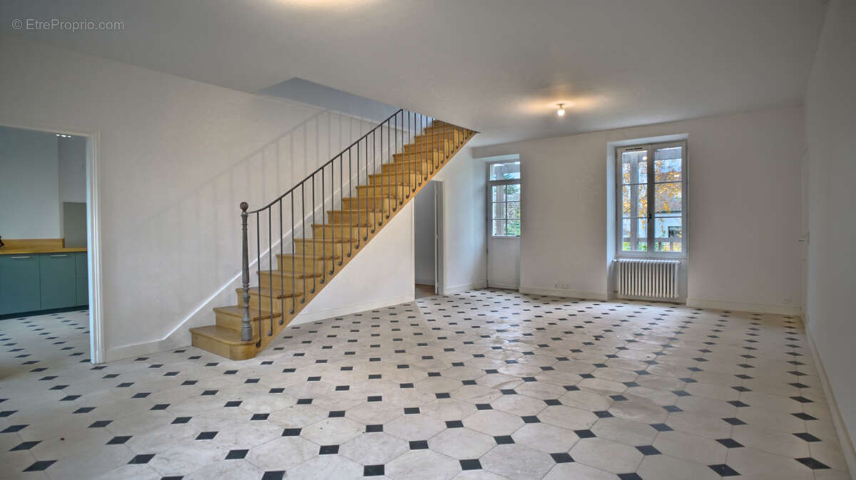 Maison à BOURRON-MARLOTTE