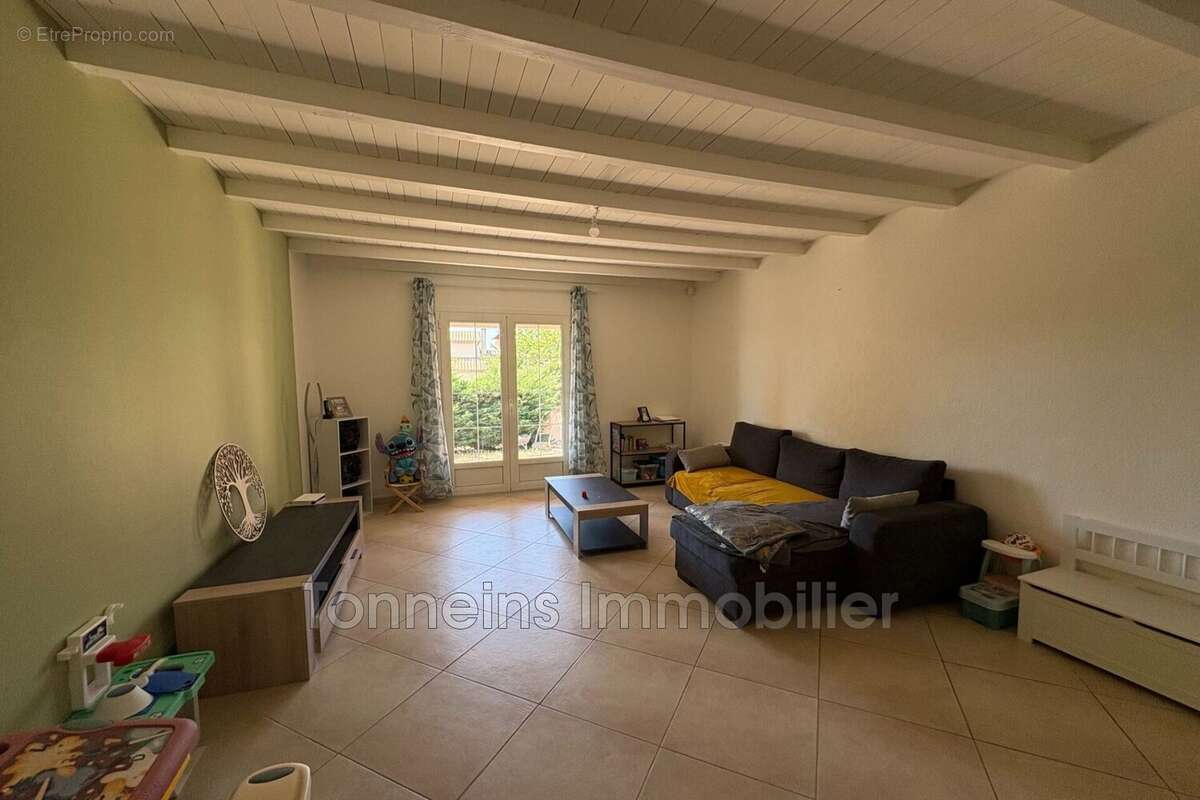 Maison 114 m² à Tonneins  - photo 4