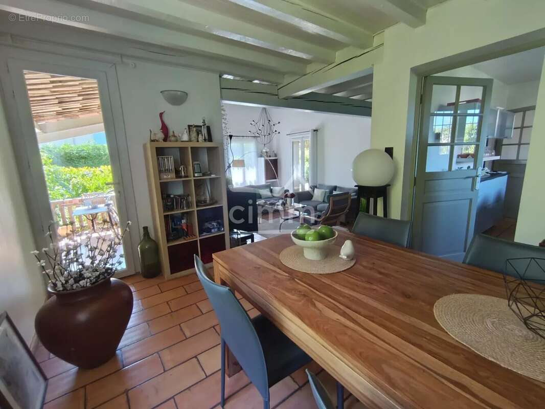 Maison à BARRET-SUR-MEOUGE