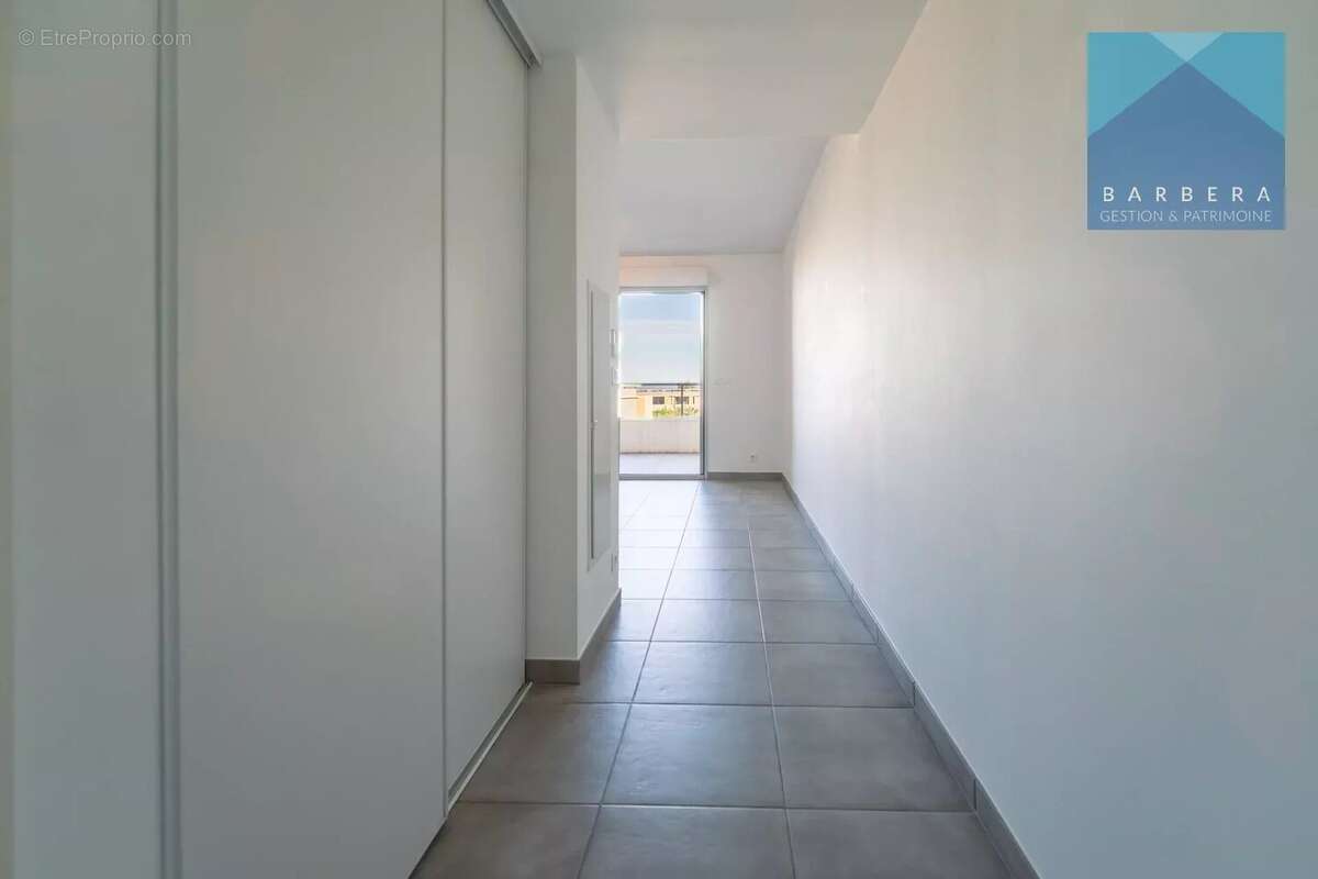Appartement à VILLENEUVE-LOUBET