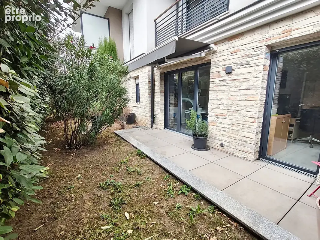 Villemomble - centre - photo 13