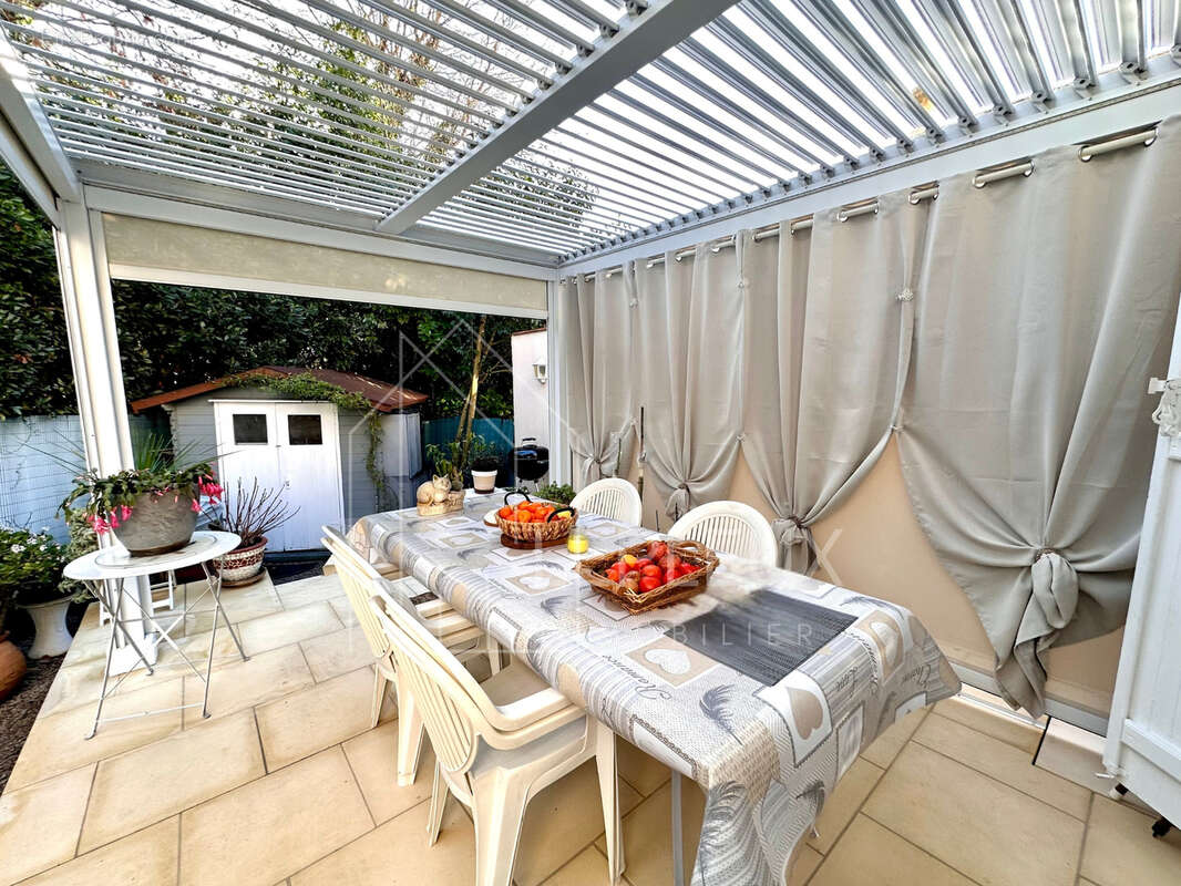 Appartement à PEYMEINADE