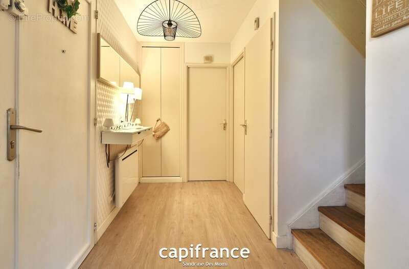 Maison à TASSIN-LA-DEMI-LUNE