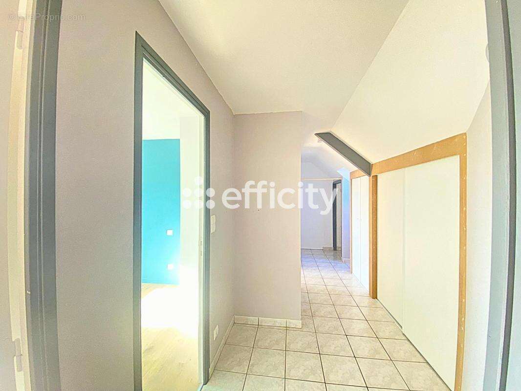 Maison à SAINT-ARMEL