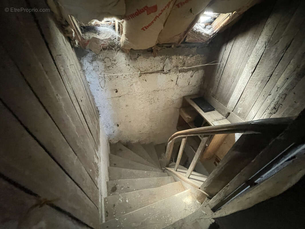 Maison de village à fort potentiel - photo 15