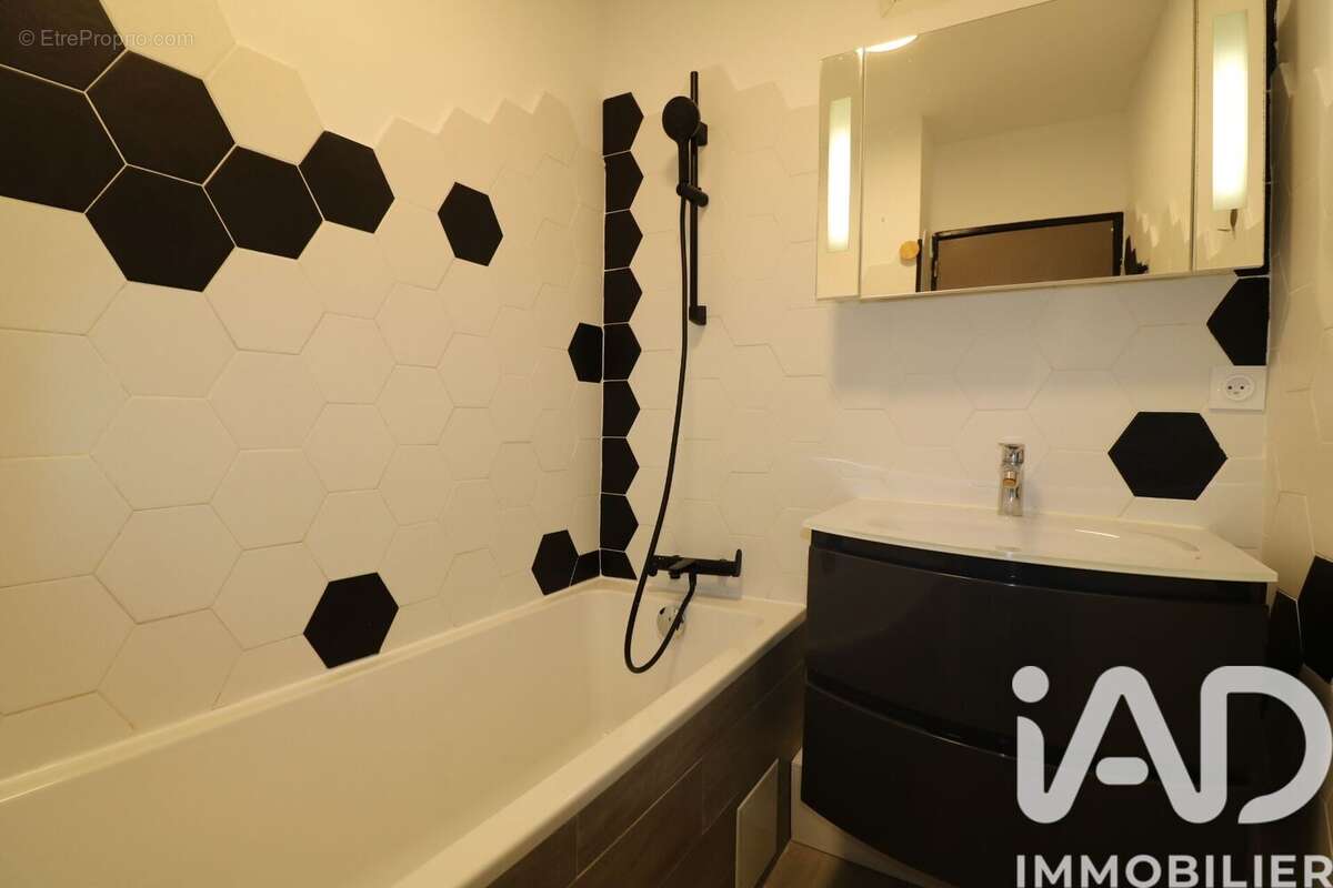 Photo 4 - Appartement à LES PENNES-MIRABEAU