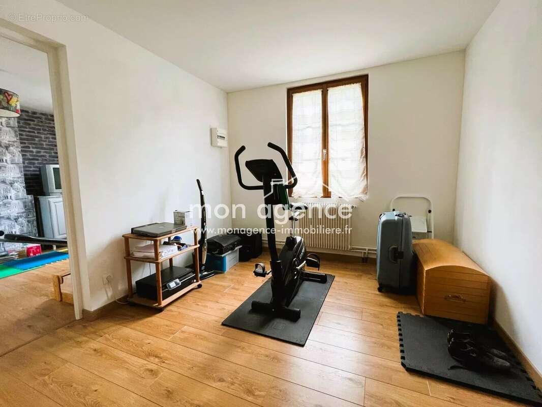 Maison à SAINT-MARTIN-OSMONVILLE