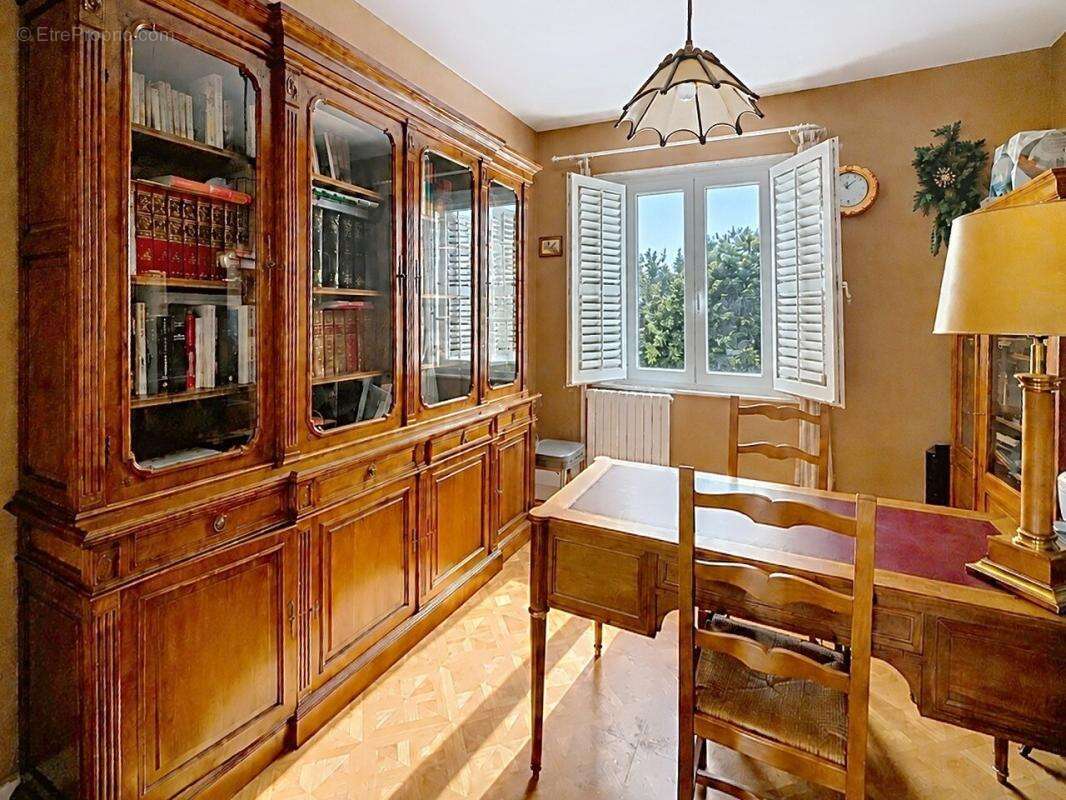 NOAILLES  proche des écoles MAISON de 169m² - photo 6