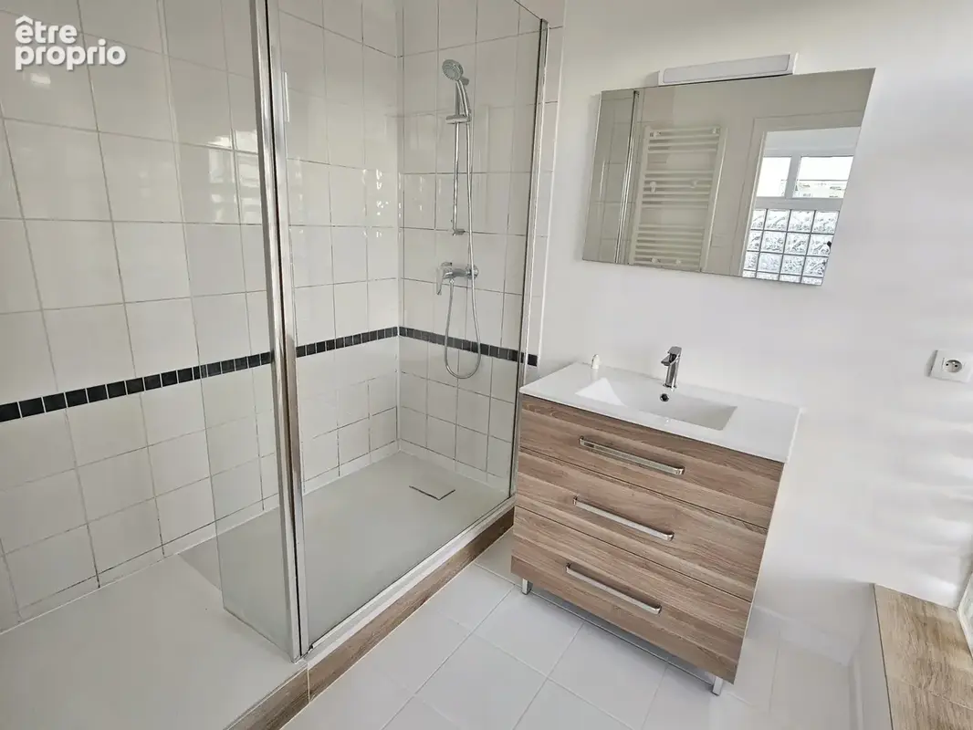 Maison jumelée entièrement rénovée ! - photo 4