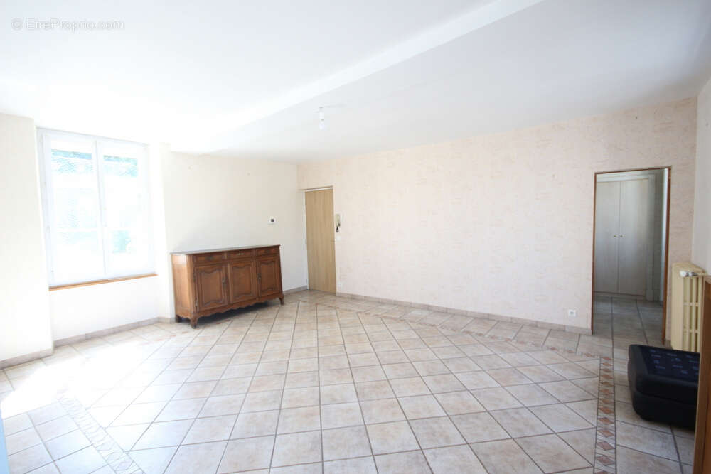 Appartement à PONT-SAINTE-MAXENCE