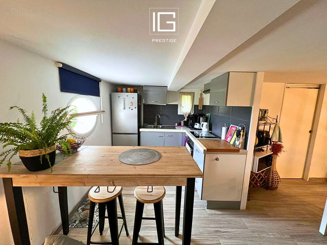 Maison à PLAN-DE-LA-TOUR