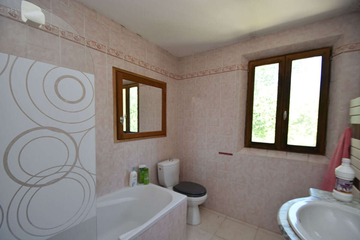 Maison à SAINT-PAUL-EN-FORET