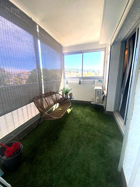 Appartement à SIX-FOURS-LES-PLAGES