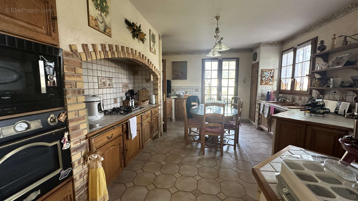 Maison à BOISSY-SOUS-SAINT-YON