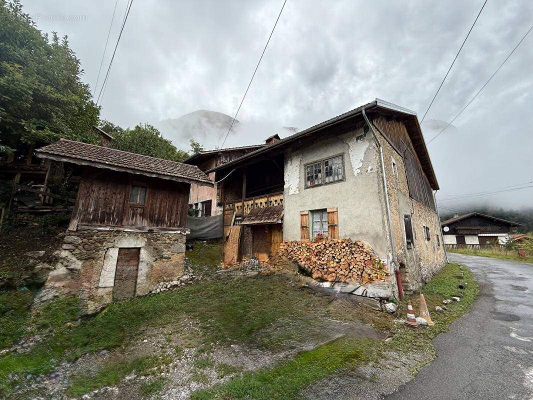 Maison à MAGLAND