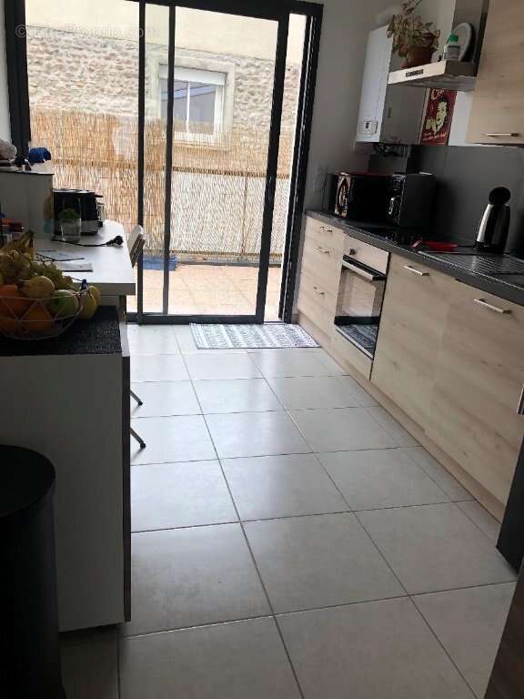 Appartement à SAINT-JUST-SAINT-RAMBERT