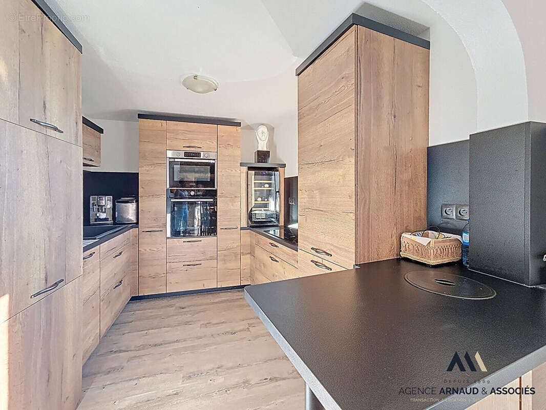 Appartement à SAINT-CYR-SUR-MER