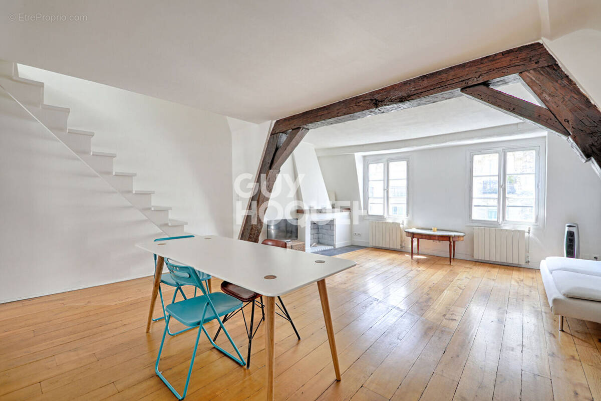 Appartement à PARIS-5E