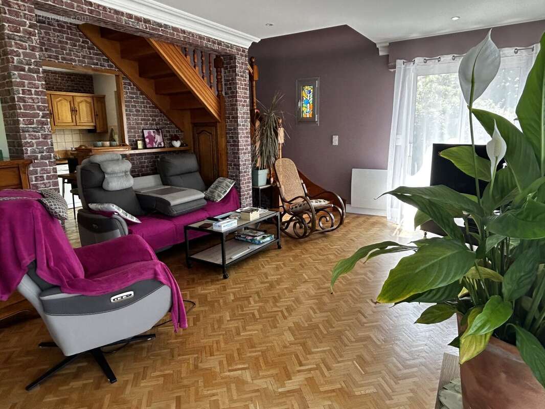 Maison 141 m² à Poullan-Sur-Mer  - photo 4