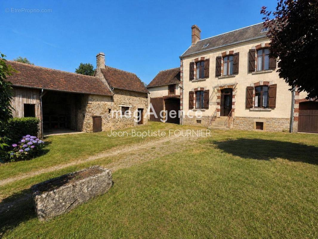 Maison à LA FERRIERE-BOCHARD