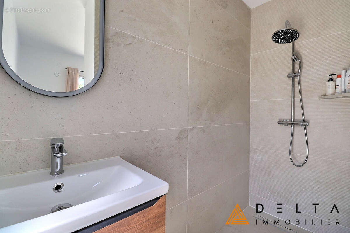 Maison 119 m² avec piscine sur terrain de 401 m² - photo 8