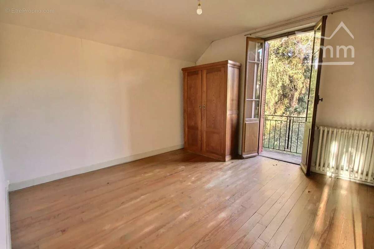 Maison 9 pièces 148 m² à vendre à La Rochette (73110) - photo 15