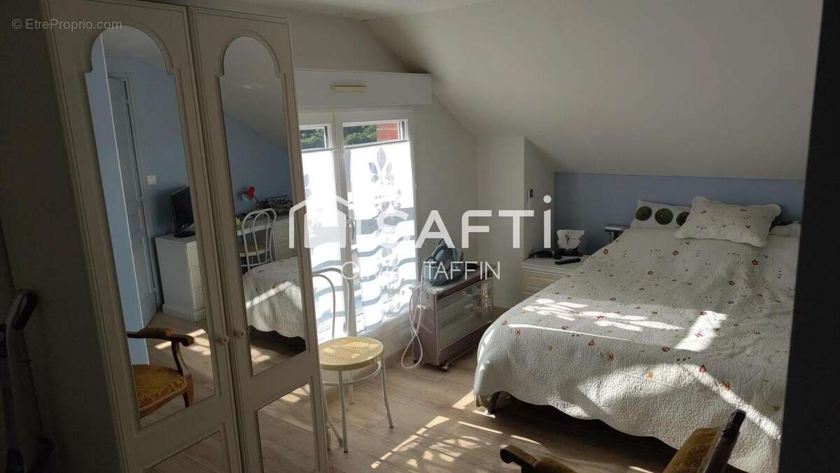 Photo 8 - Appartement à BRUAY-LA-BUISSIERE