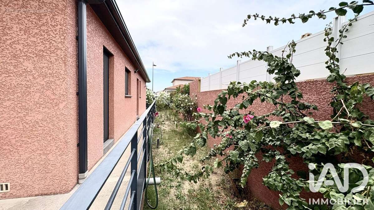 Maison 93 m² à Latour-Bas-Elne  - photo 6