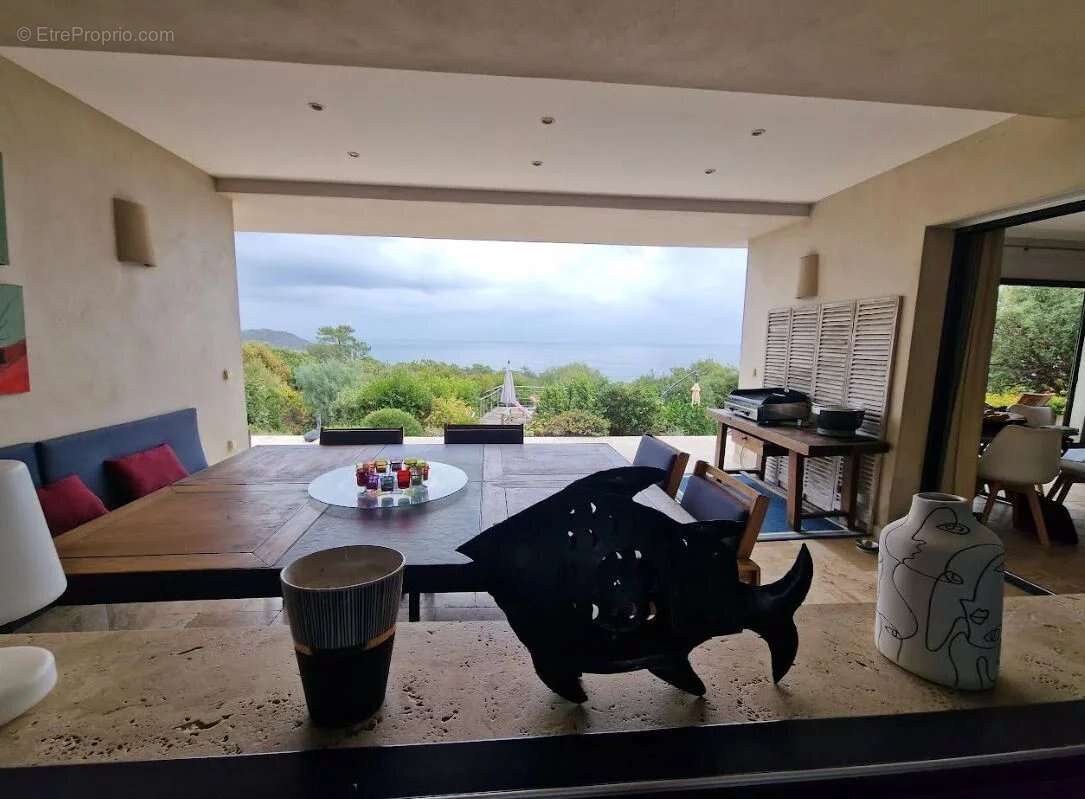 Maison à PORTO-VECCHIO