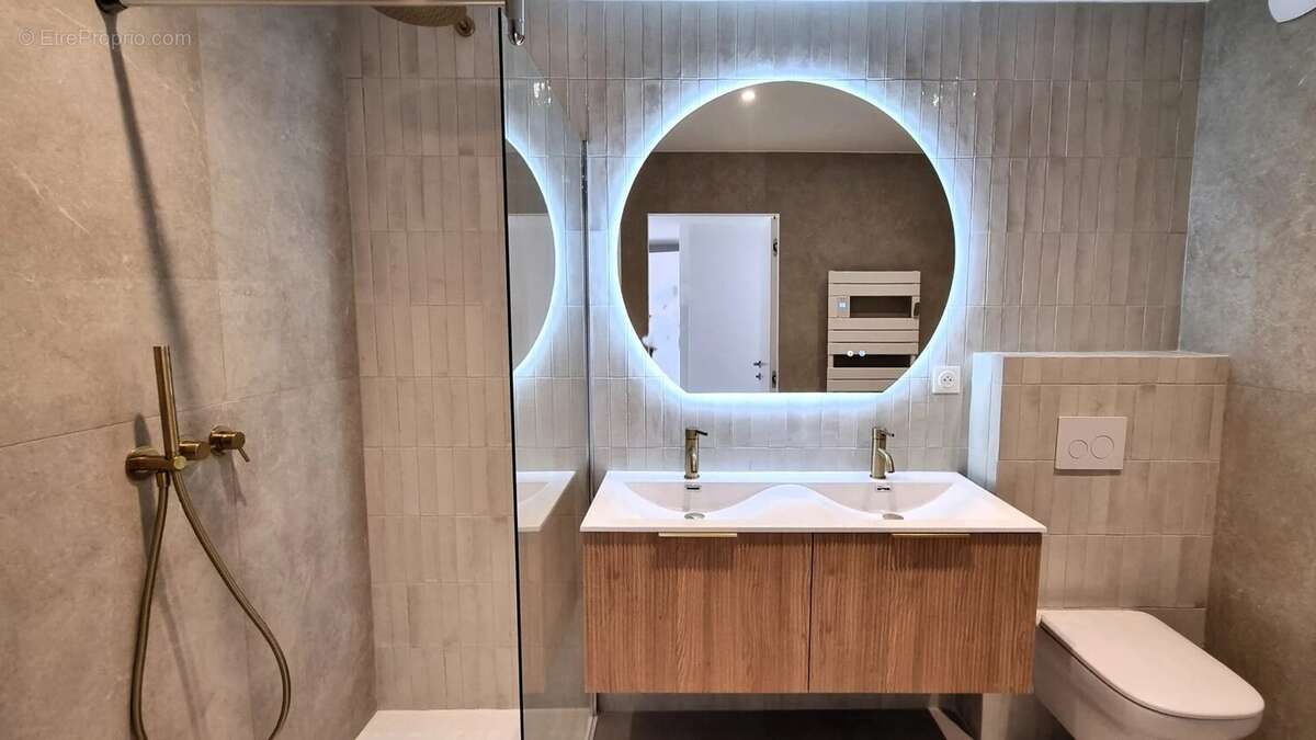 Appartement à LE CANNET