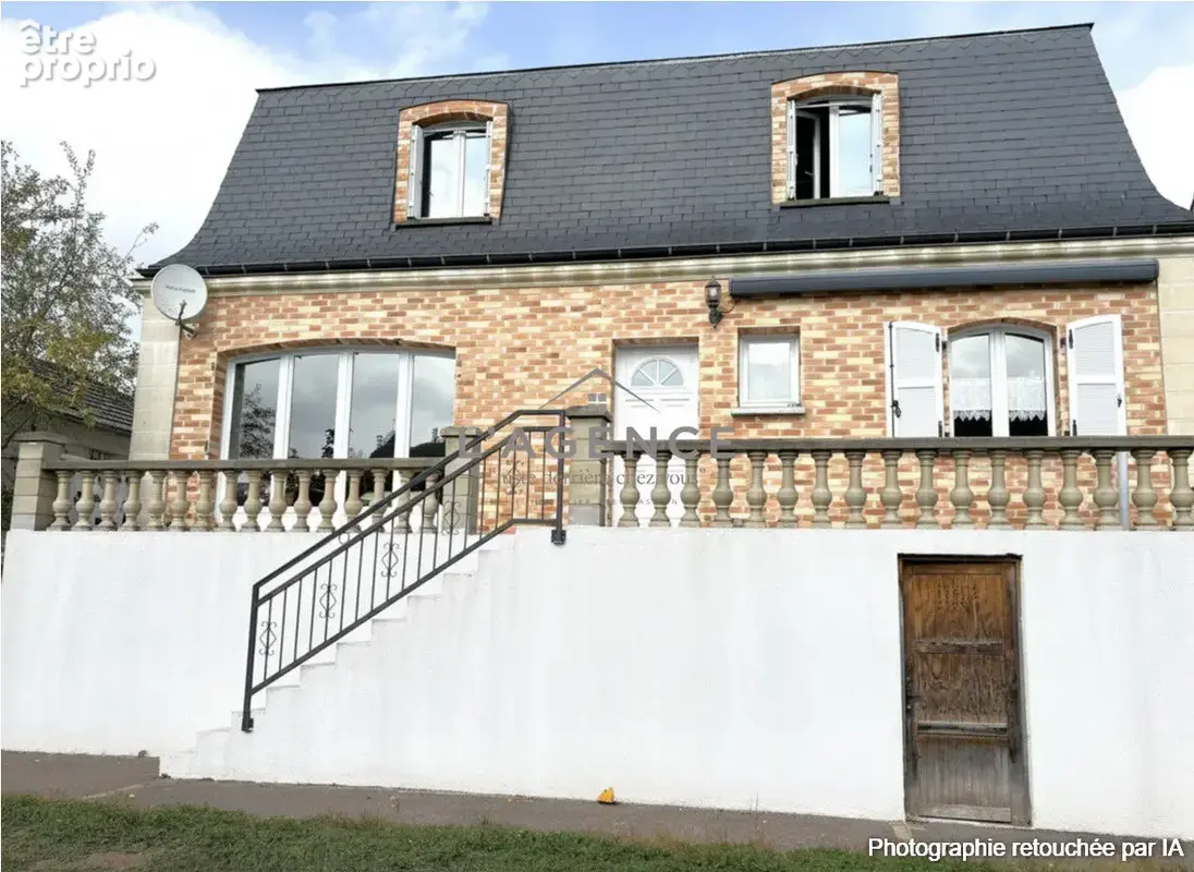 Maison  8 pièce(s) 190 m2 - photo 2