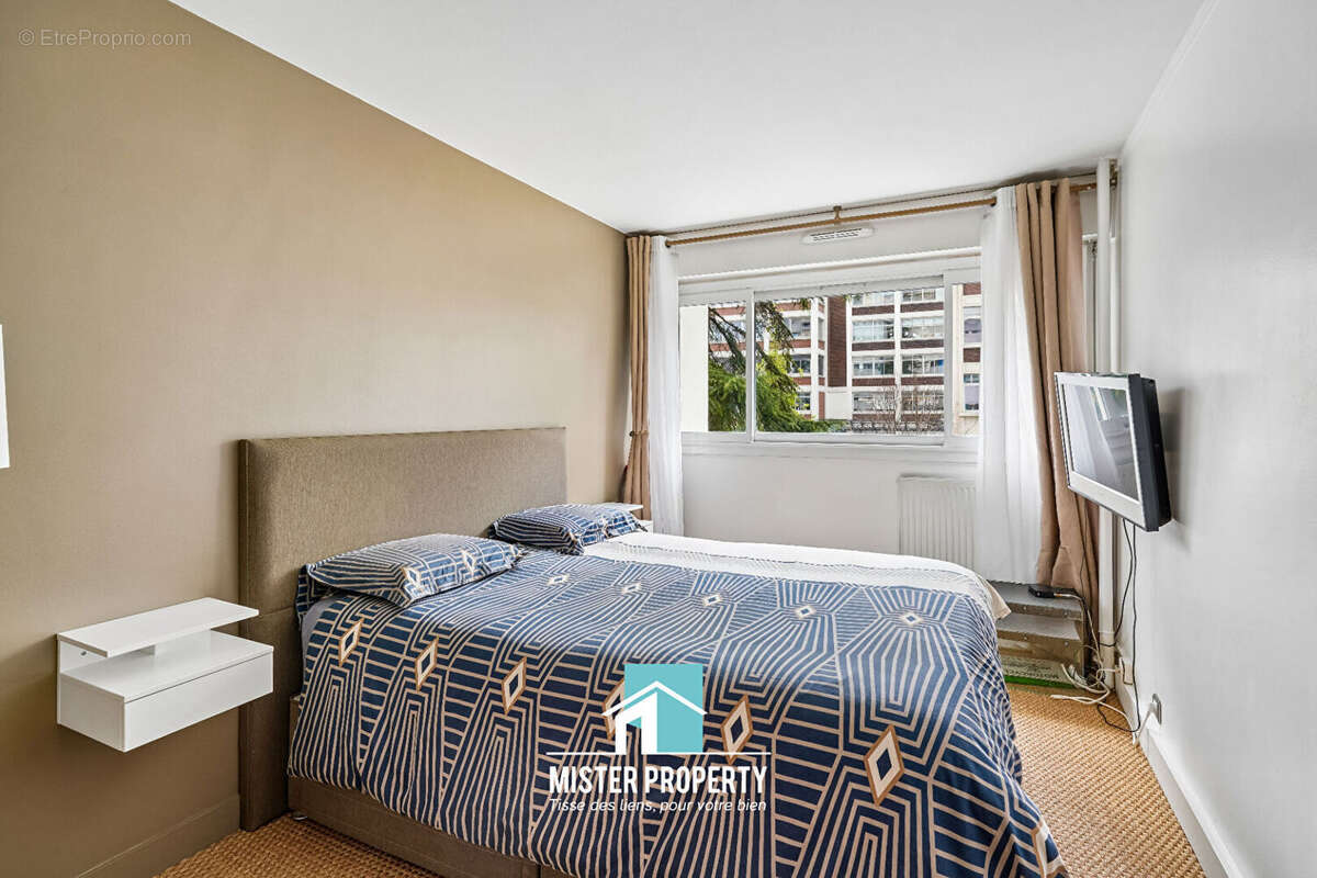 Appartement à LEVALLOIS-PERRET