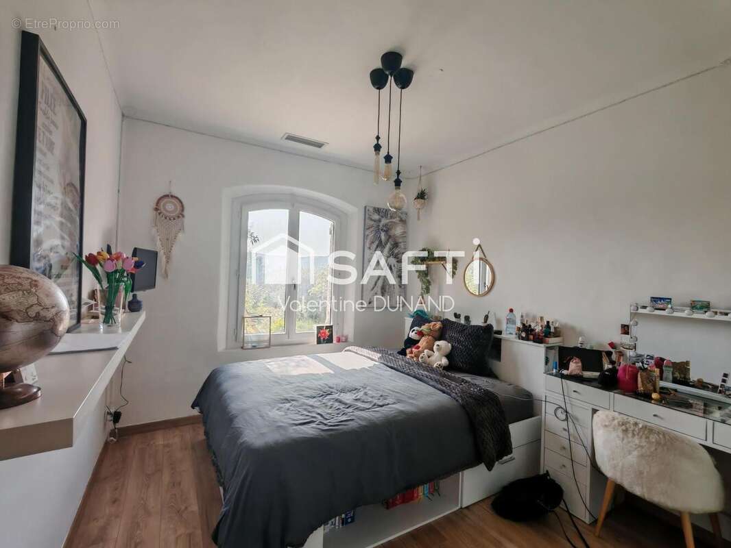 Maison 113 m² à La Roquebrussanne  - photo 7