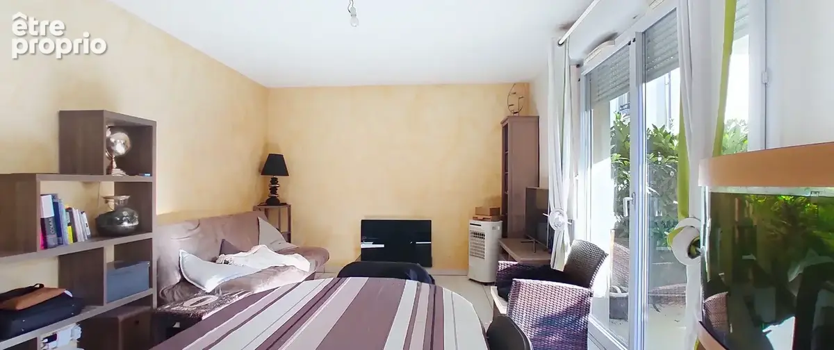 Appartement à L'ISLE-D'ABEAU