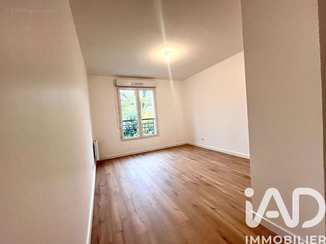 Photo 7 - Appartement à LA QUEUE-EN-BRIE