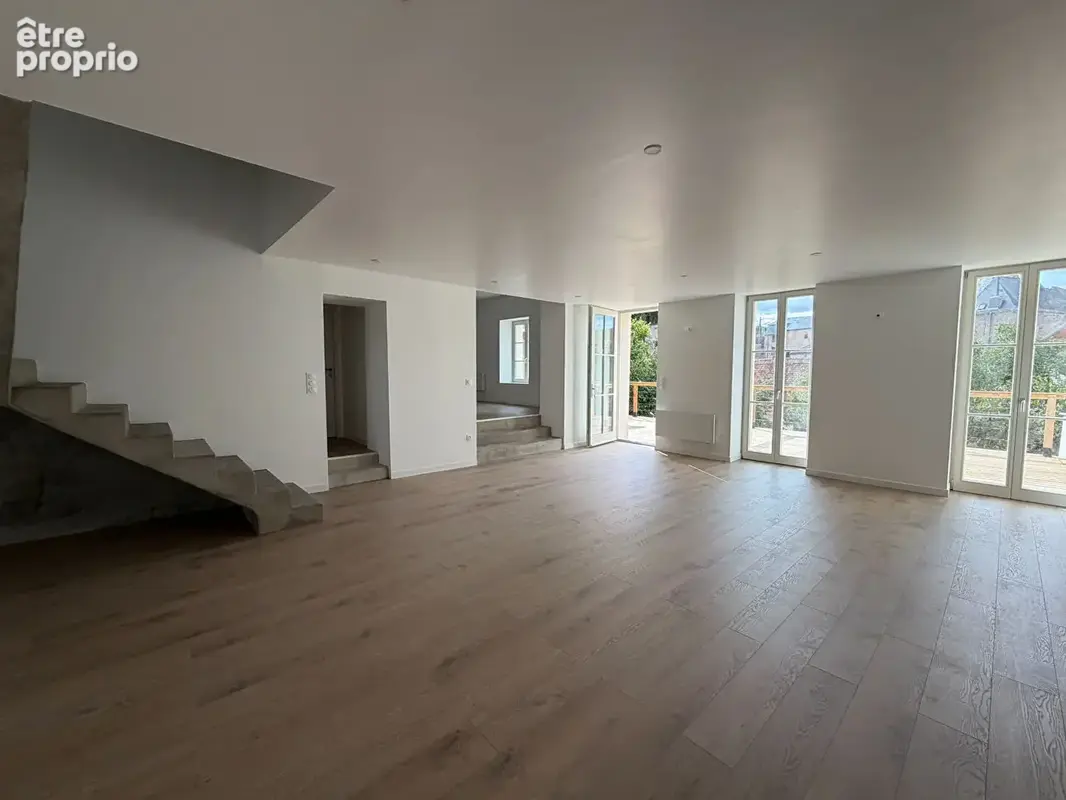 Maison Sierck Les Bains 7 pièce(s) 203 m2 - photo 2