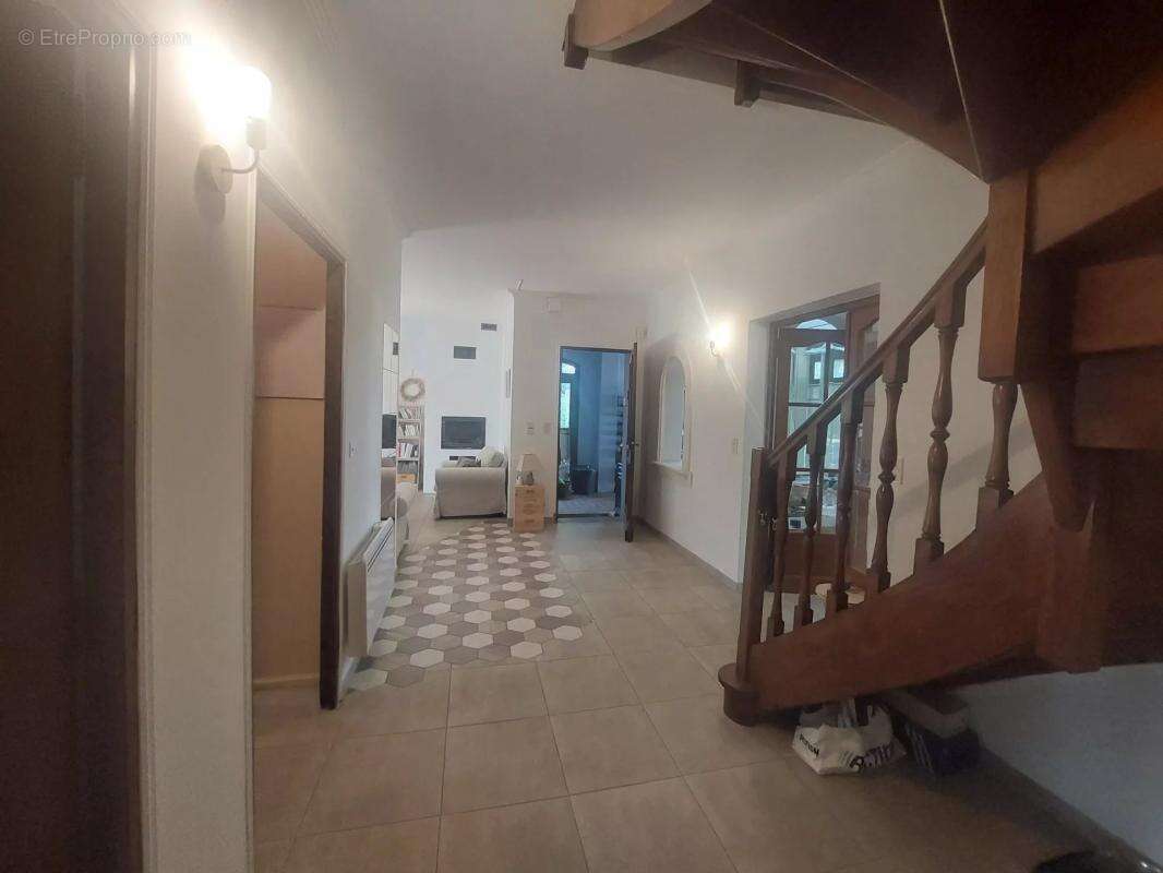 Maison à BOISSET-ET-GAUJAC