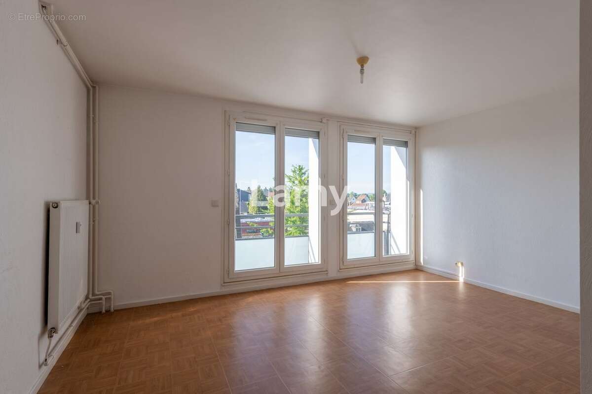 Appartement à NEUFCHATEL-EN-BRAY