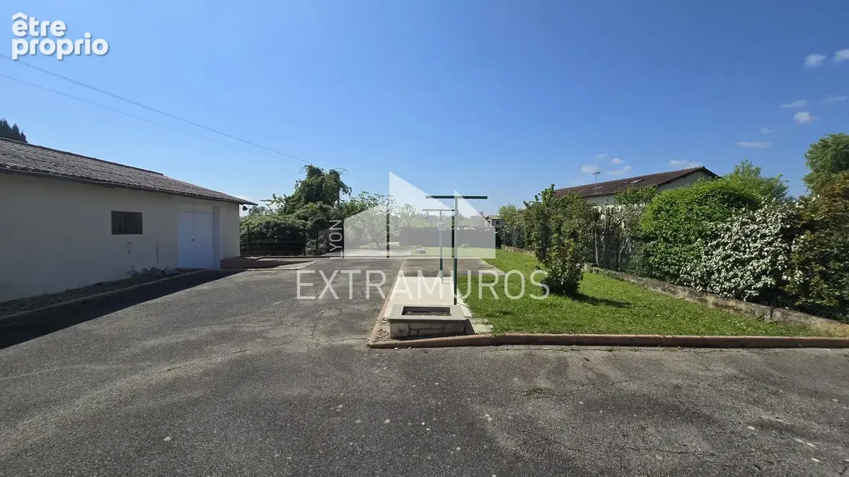 EXCLUSIVITE Lucenay Maison 5 pièces grand terrain plat et clos - photo 3