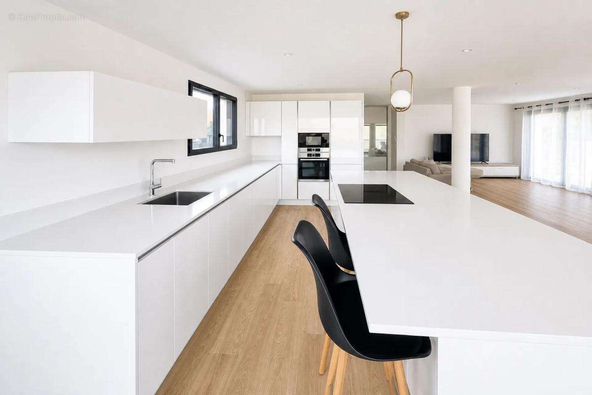 Maison moderne avec vue lac à Brison-Saint-Innocent - photo 7
