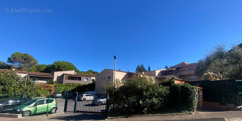 Appartement à MOUGINS