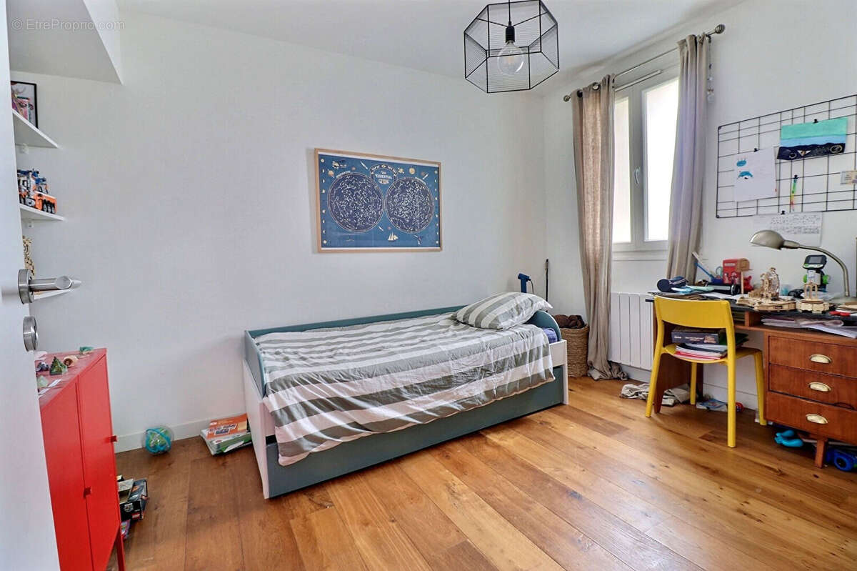 Appartement à MAREIL-MARLY