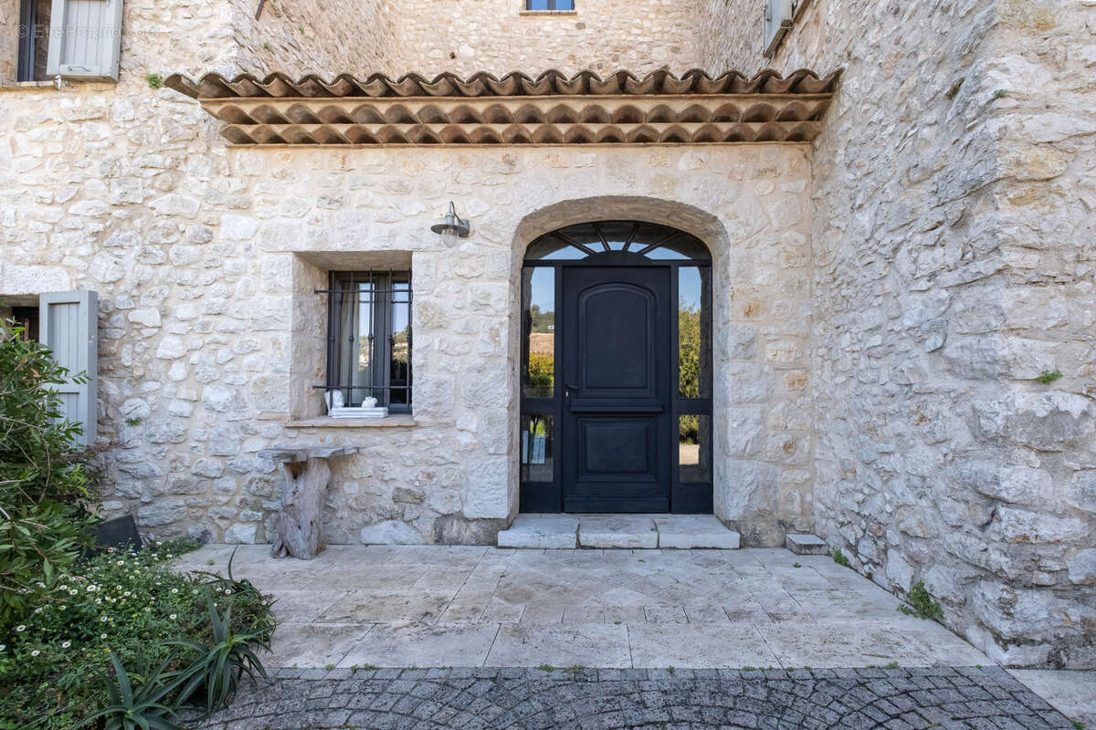 Maison à LA COLLE-SUR-LOUP