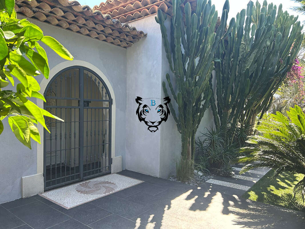 Maison à FREJUS